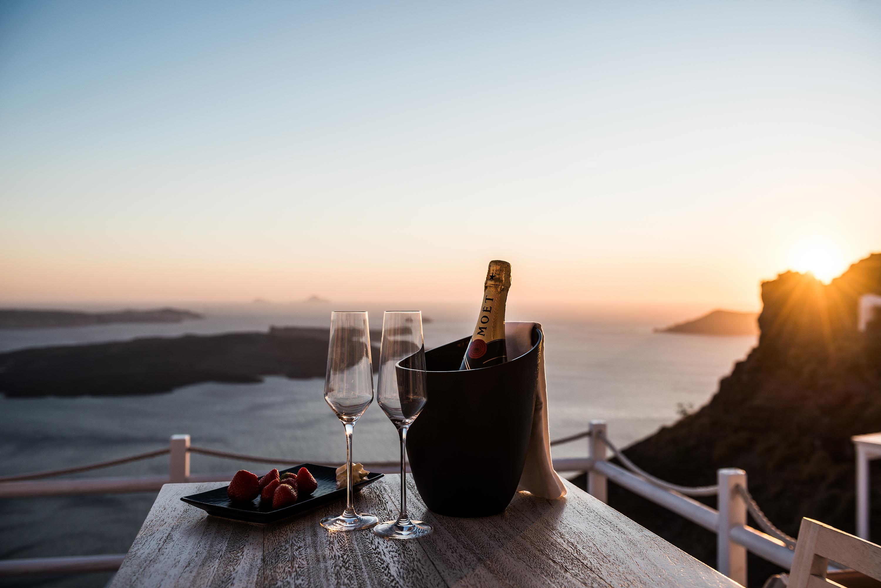 On The Rocks - Small Luxury Hotels Of The World (Adults Only) Imerovigli  Esterno foto